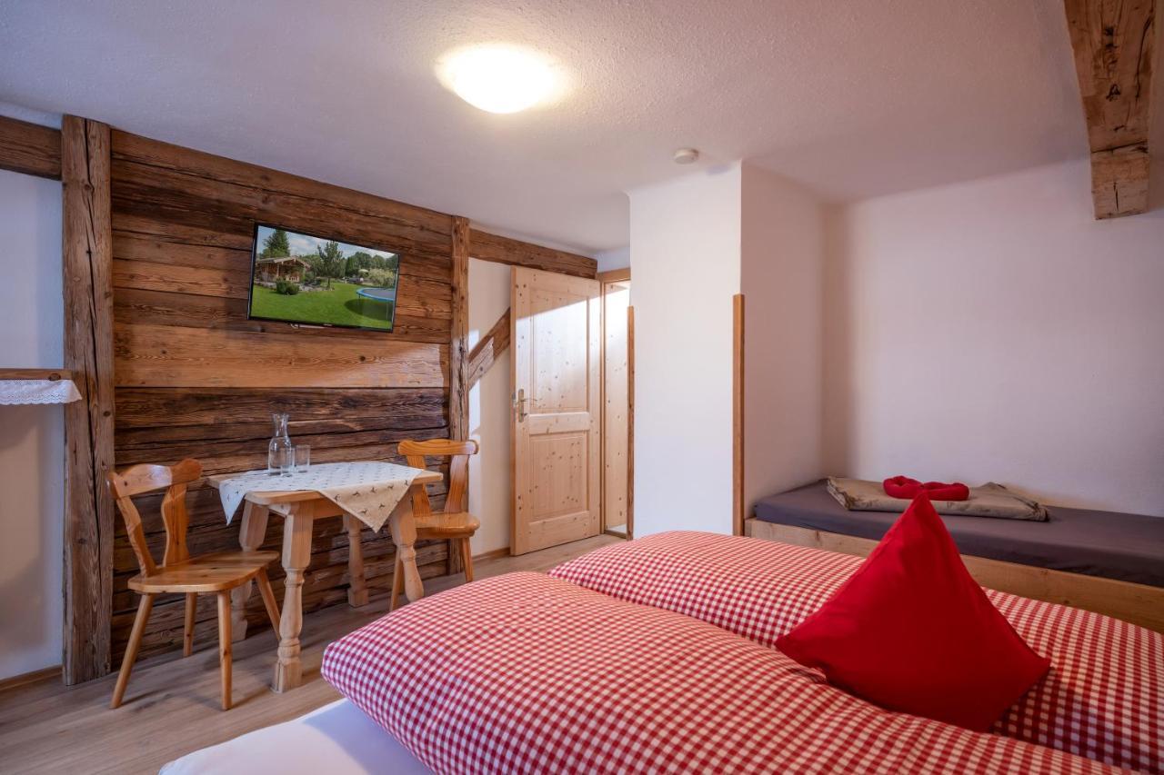 Grittlmuehle Chalet Ferienwohnungen بريكسن ام تاله المظهر الخارجي الصورة